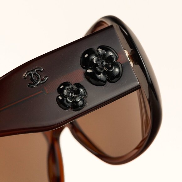 Chanel 5113 Brown Camellia-Detail Oversized Sunglasses - Picture 6 of 10